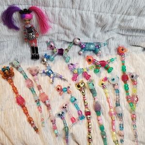 19 Twisty petz and 1 twisty girlz